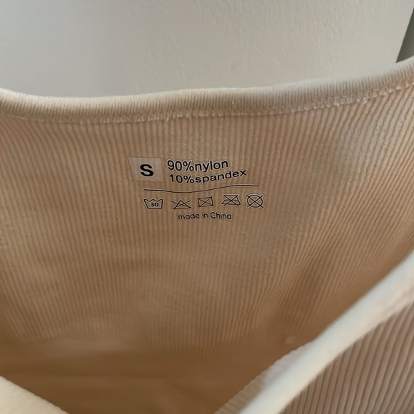 OQQ bodysuit - Picture 2 of 3